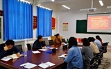 現(xiàn)代農(nóng)業(yè)技術(shù)系黨總支開展學習“時代楷?！惫爬丝h八步沙林場“六老漢”三代人治沙造林先進事跡主題黨日活動