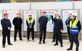 王宏調(diào)研檢查項(xiàng)目建設(shè)、冬季供暖準(zhǔn)備工作