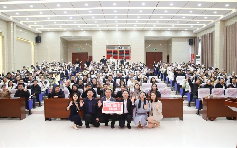 黨的二十屆四中全會精神團中央青年講師團示范宣講報告會在武威職業(yè)技術大學成功舉辦