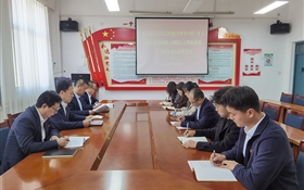 藝術(shù)與教育學(xué)院召開樹立和踐行正確政績觀學(xué)習(xí)教育動(dòng)員部署會議