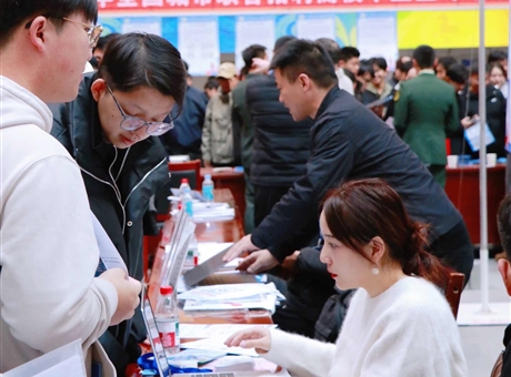 職海揚帆 夢想啟航——武威職業(yè)技術(shù)大學(xué)成功舉辦2026屆畢業(yè)生校園招聘系列活動